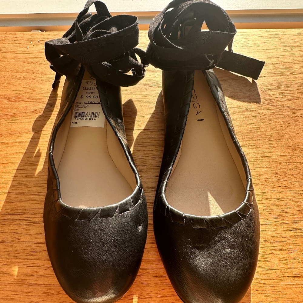 Via Spiga Ballet slipper flats with ribbon